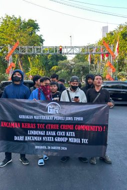 Aksi Flashmob di KBS, Pemuda Jatim Ajak Orang Tua Waspadai Rekrutmen Radikal Daring