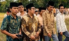 GARIS KEBERUNTUNGANMU, MEWARISI KEBAIKAN PENDAHULUMU: Jalan Sunyi Gus Gudfan dan Wasiat Spiritual Kiai Ghofur dari Istana Negara yang Terlupakan