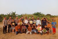 Warga Desa Sidokerto, Kecamatan Buduran menggelar lomba layang-layang “Kite Fighter” di lahan kosong desa, Selasa (4/8/2026) pukul 15.30 WIB.