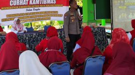 Sat Binmas Polresta Sidoarjo bersama Polsek Buduran menggelar kegiatan Curhat Kamtibmas di Balai Desa Banjarsari, Kecamatan Buduran, Kamis (27/8/2026).
