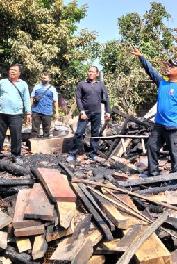 Bara Tungku Tradisional Kembali Menyala, Dapur Warga Madiun Ludes Terbakar