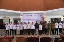Bupati Subandi saat mendampingi Kepala Staf Kepresidenan (KSP) Jenderal TNI (Purn) Prof Dr Dudung Abdurachman dalam peresmian pengoperasian jargas di Desa Kalipecabean, Kecamatan Candi, Sidoarjo, Jumat (18/9/2026).