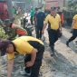 Polsek Tulangan bersama Forkopimka, pelajar, dan relawan Yayasan Sungai Watch menggelar aksi bersih sungai di Desa Grabagan, Kecamatan Tulangan, Kabupaten Sidoarjo, Jumat (18/9/2026).
