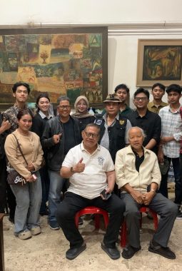 DKS Genap 55 Tahun, Seniman Surabaya Teguhkan Komitmen Menjaga Denyut Kebudayaan
