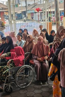 Peduli Kesehatan Warga, PT IMLI Gelar Bakti Sosial di Pasuruan