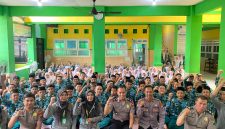 Sat Binmas Polresta Sidoarjo memberikan edukasi kepada pelajar MA Nurul Huda, Kalanganyar, Sedati, Sidoarjo, Kamis (8/10/2026).